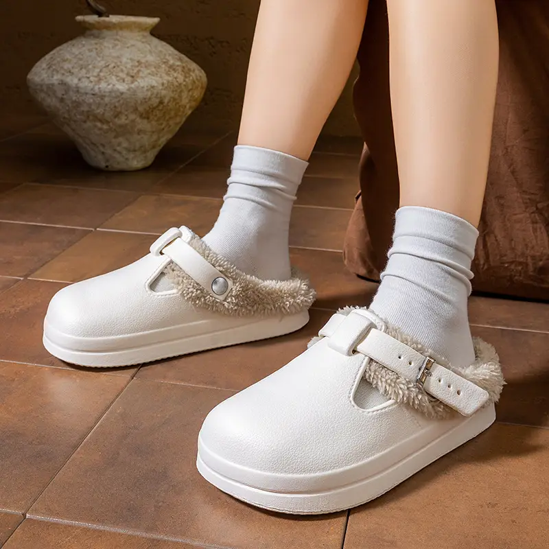 Autumn and Winter Velvet Birkenstock Shoes, Versatile New Waterproof Cotton Slippers for Women, Thick Soles That Can Be Worn Outside, Feel Like Stepping on Shit, and Keep Warm at Home - Image 4
