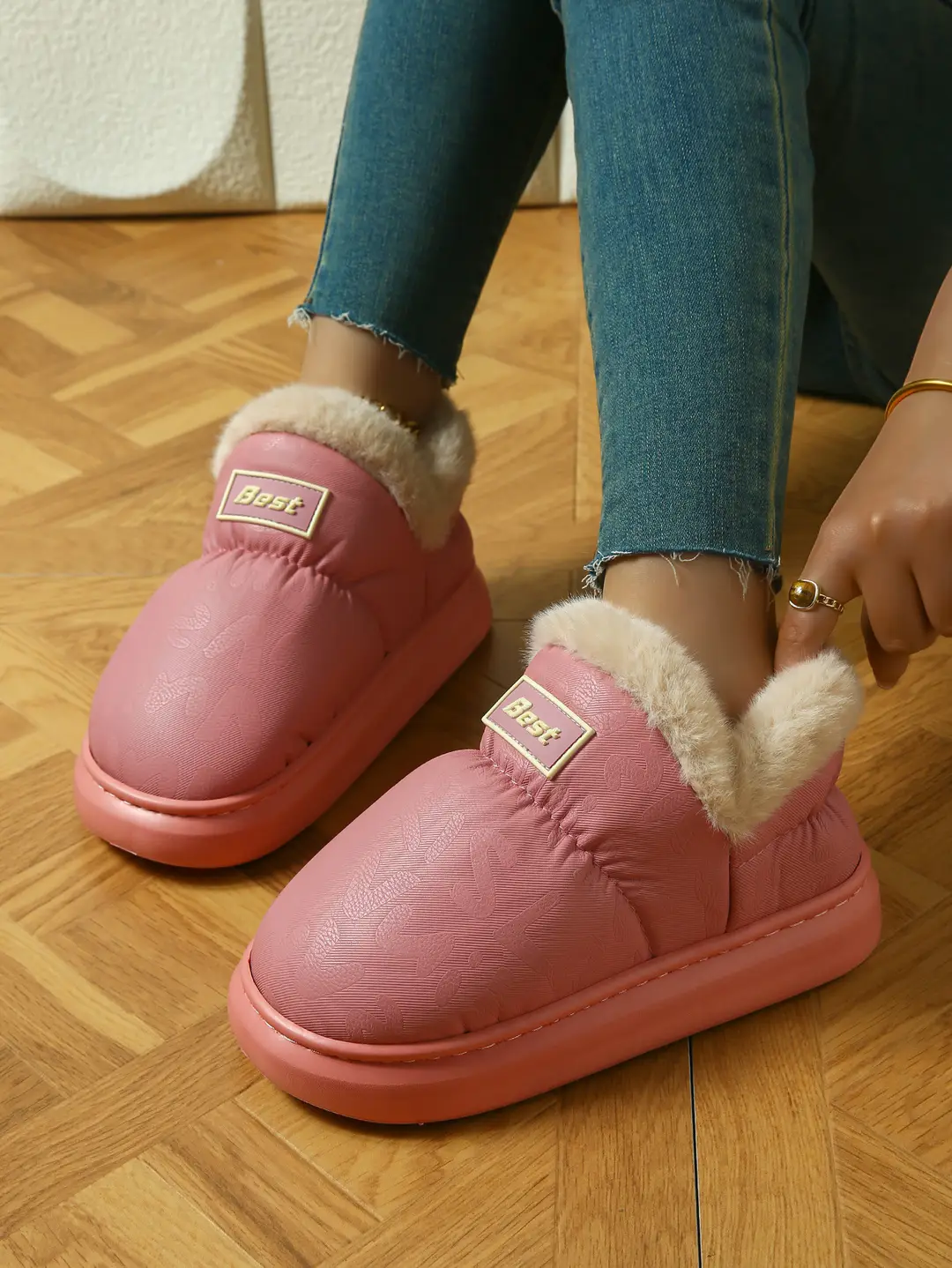 Pu Leather Cotton Slippers for Women in Autumn and Winter, Warm Home Eva Thick-Soled Non-Slip Indoor and Outdoor Wear Waterproof Fleece-Lined Cotton Slippers for Women — feature 1