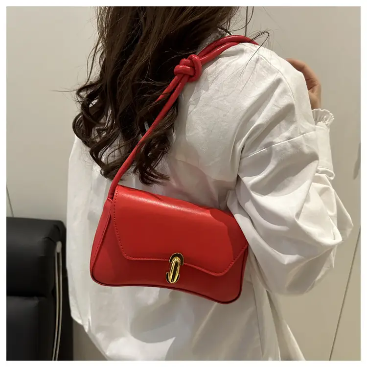 White Minimalist Shoulder Bag with Gold Clasp — feature 12