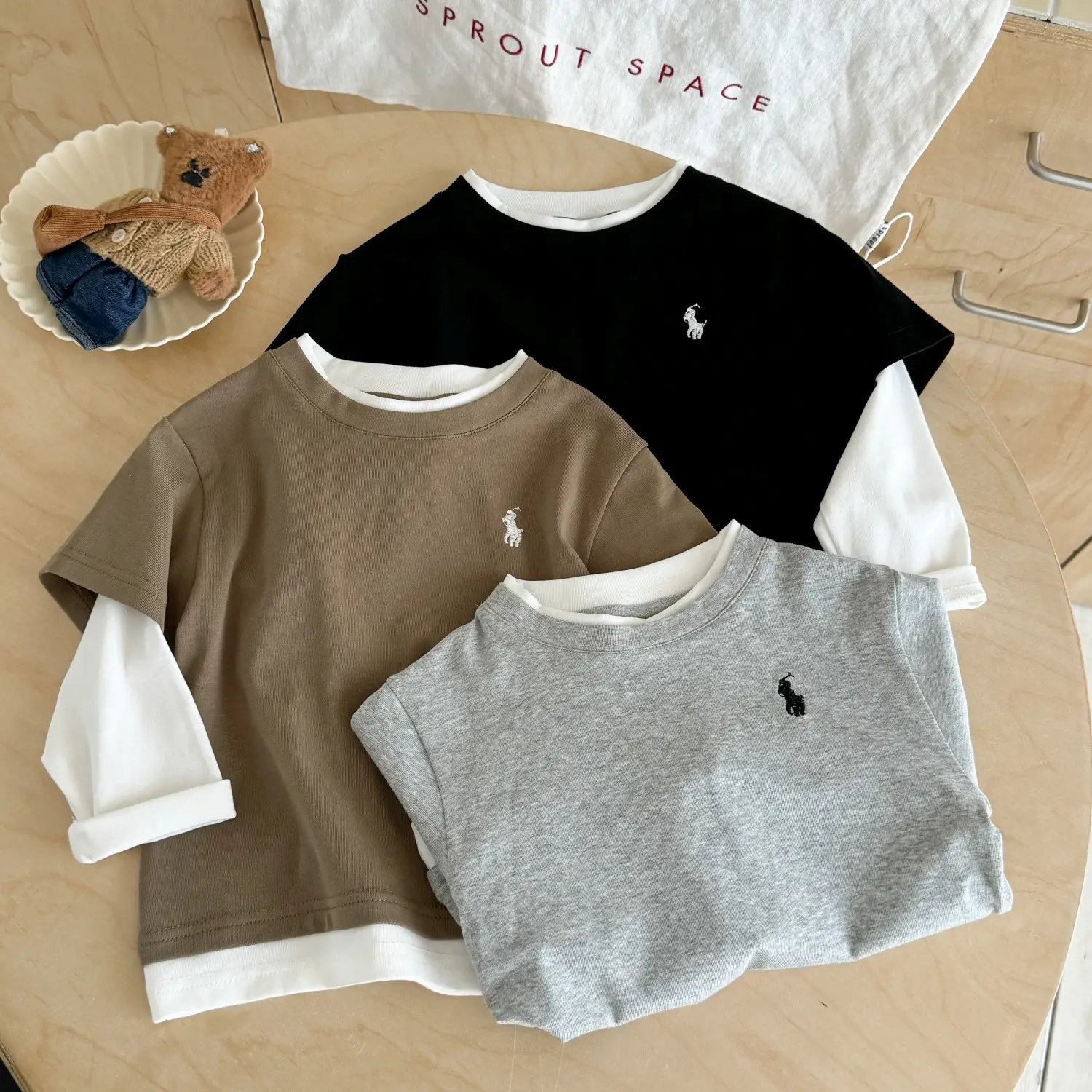 Boys Chillin Embroidered Ruffle T-Shirt White Black — feature 15
