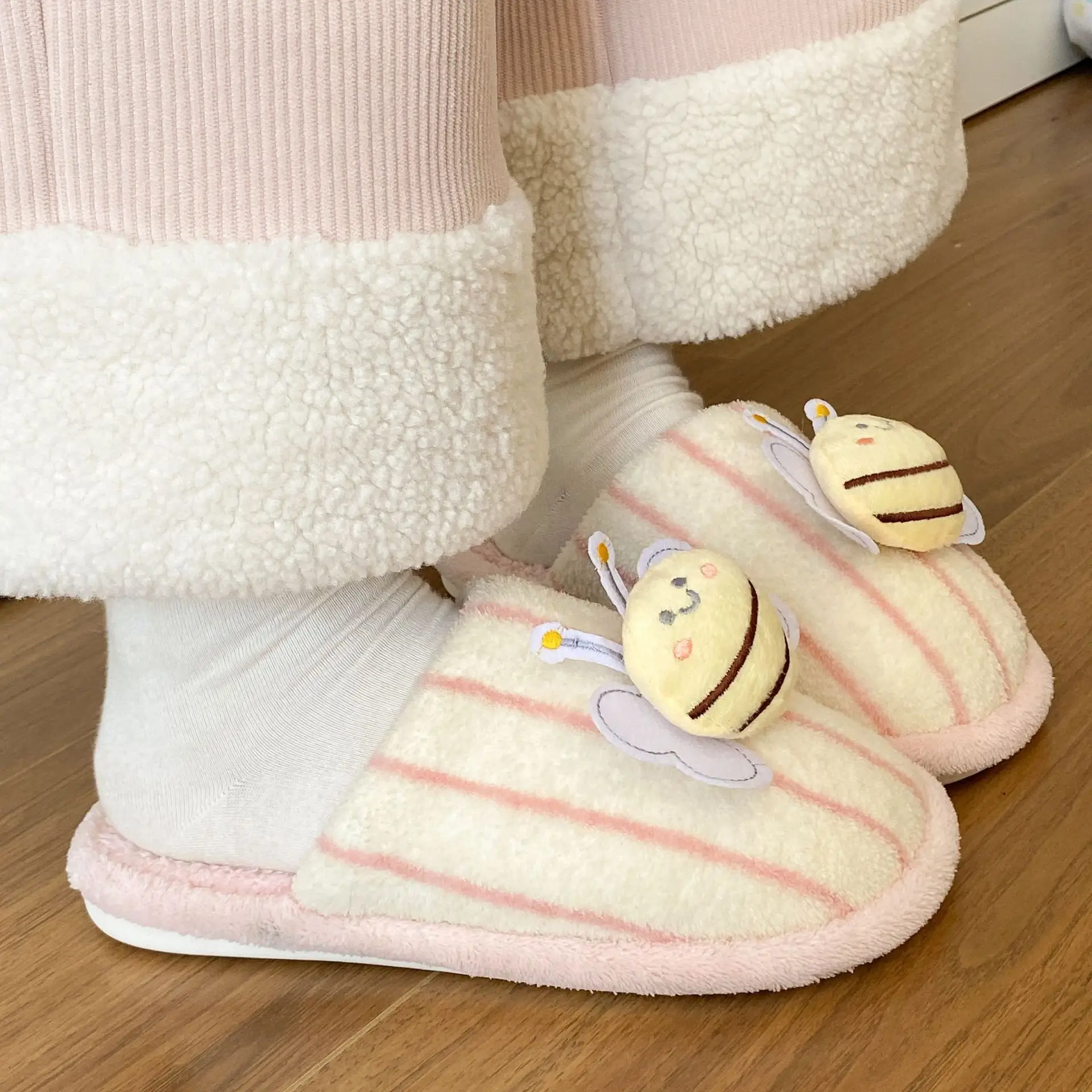 2025 Cute Little Bee Warm Cotton Slippers Women Winter - Image 5