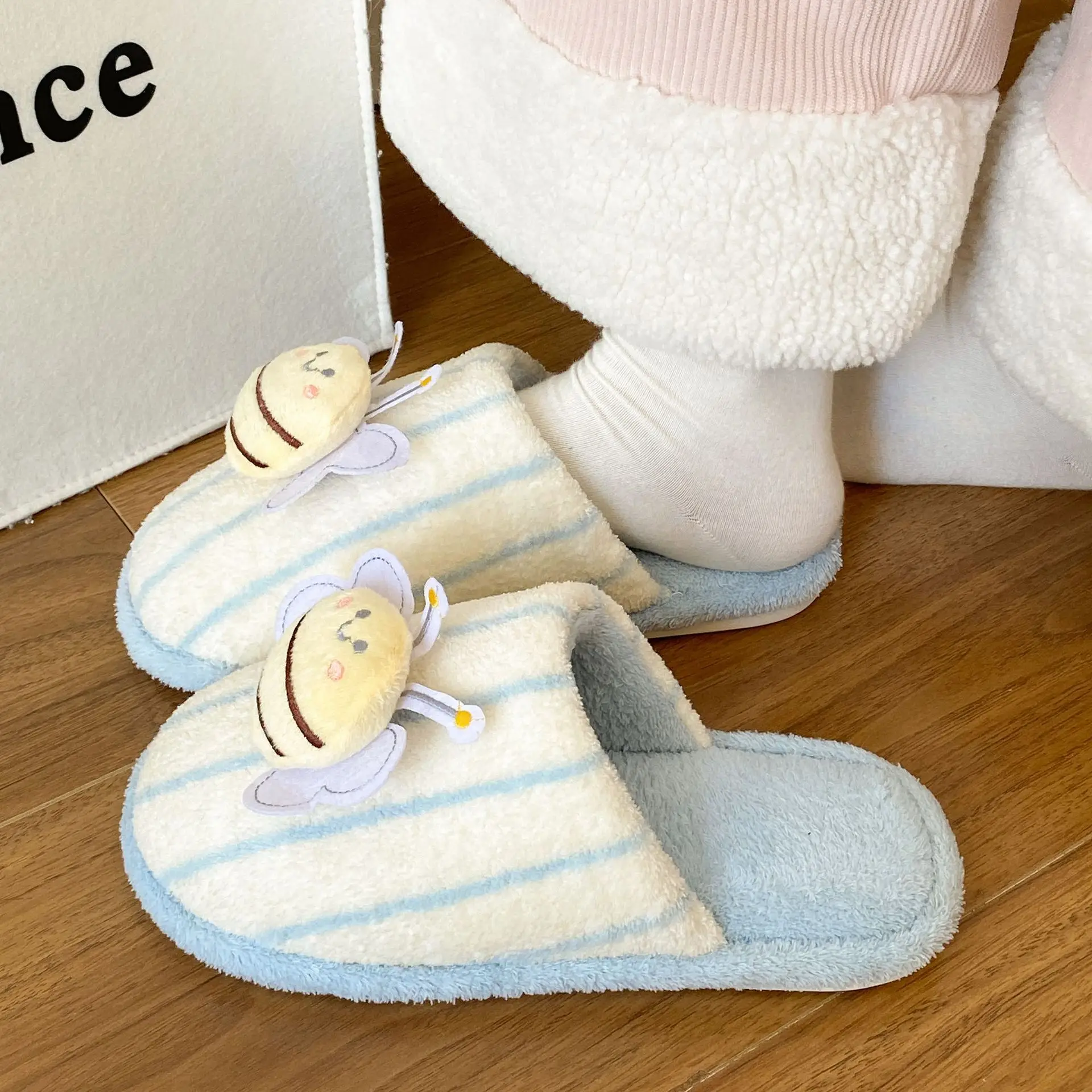 2025 Cute Little Bee Warm Cotton Slippers Women Winter - Image 7