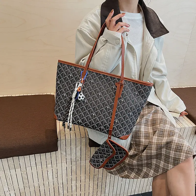 Women Large Capacity Tote Bag with Leather Handle Set - Image 14