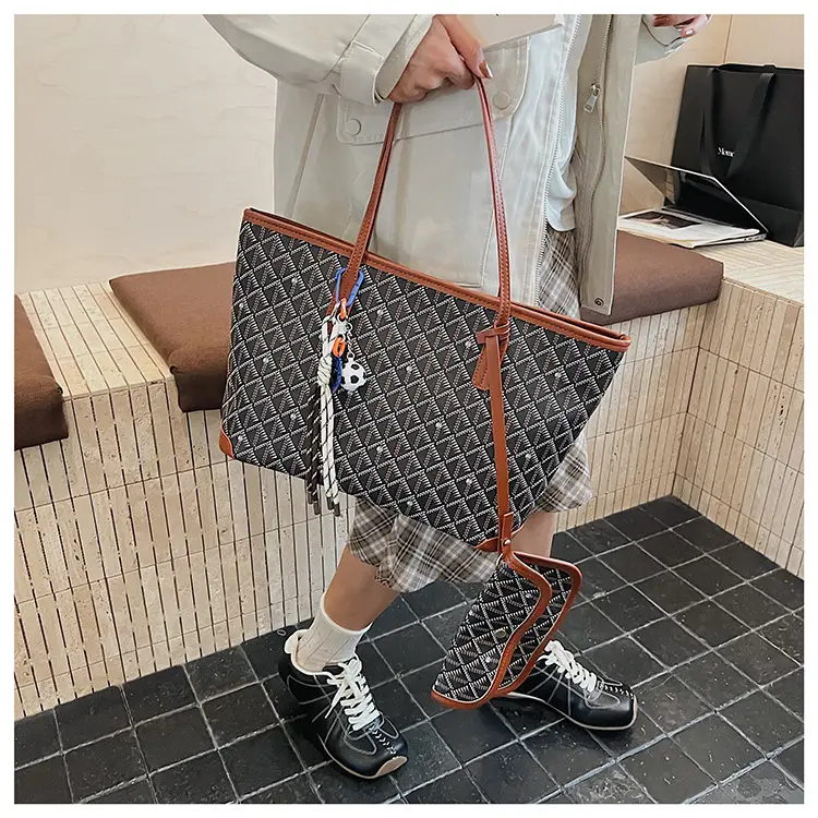 Women Large Capacity Tote Bag with Leather Handle Set — feature 16