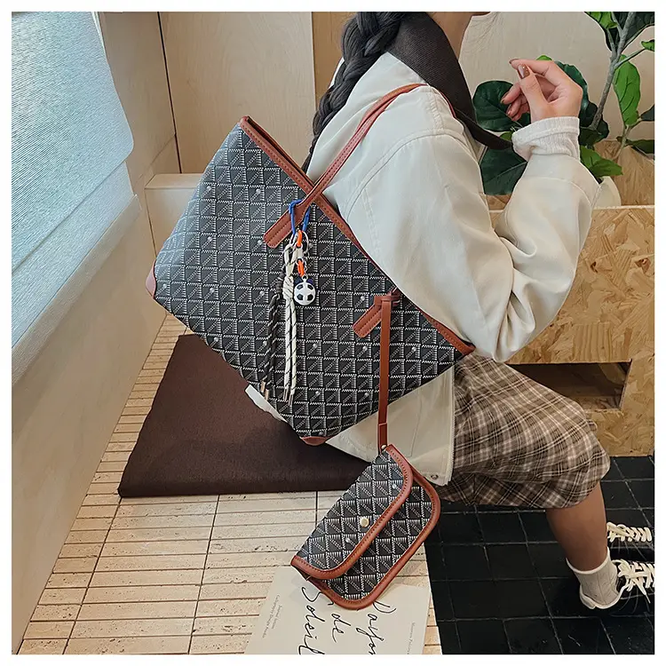 Women Large Capacity Tote Bag with Leather Handle Set — feature 18