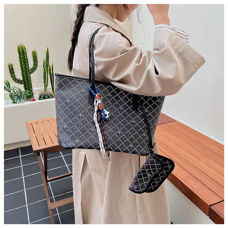 Women Large Capacity Tote Bag with Leather Handle Set — feature 35