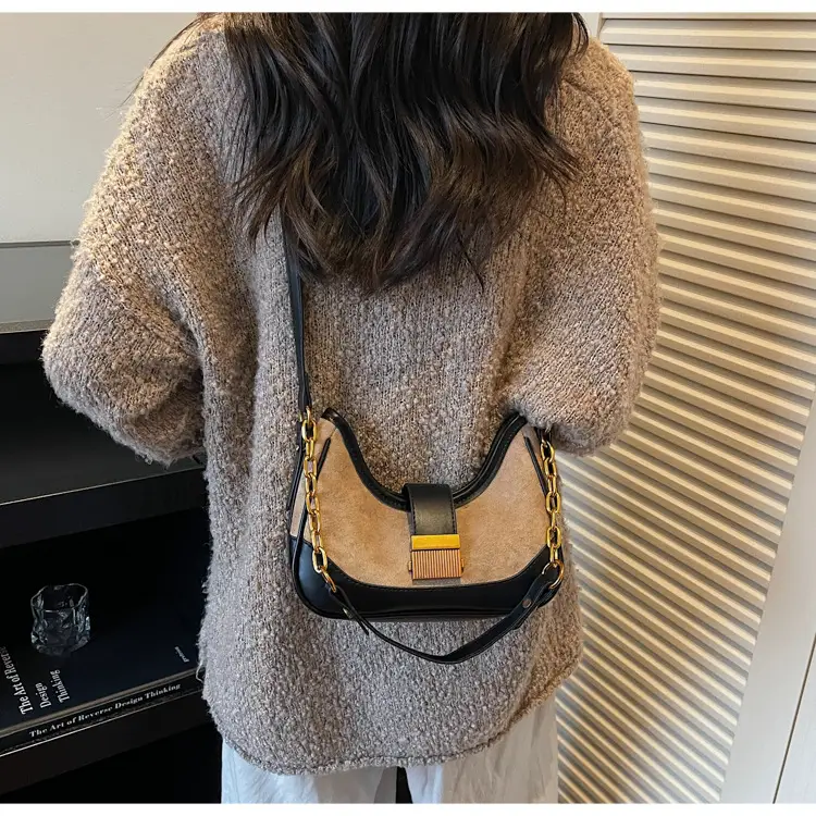 French Retro Crossbody Bag for Women Brown Leather with Gold Chain — feature 24