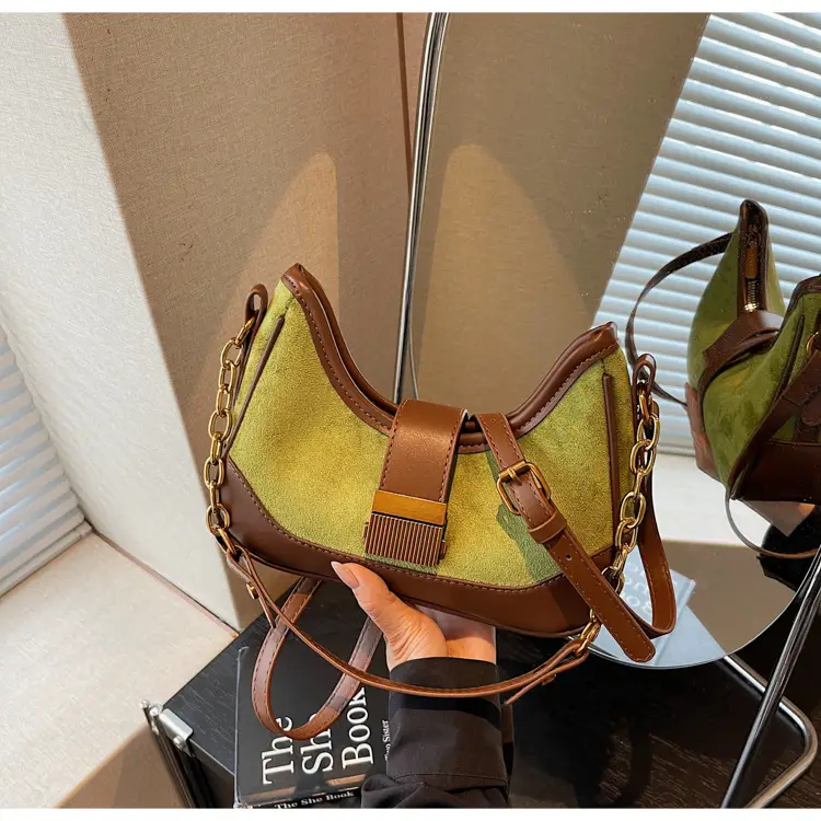 French Retro Crossbody Bag for Women Brown Leather with Gold Chain — feature 27
