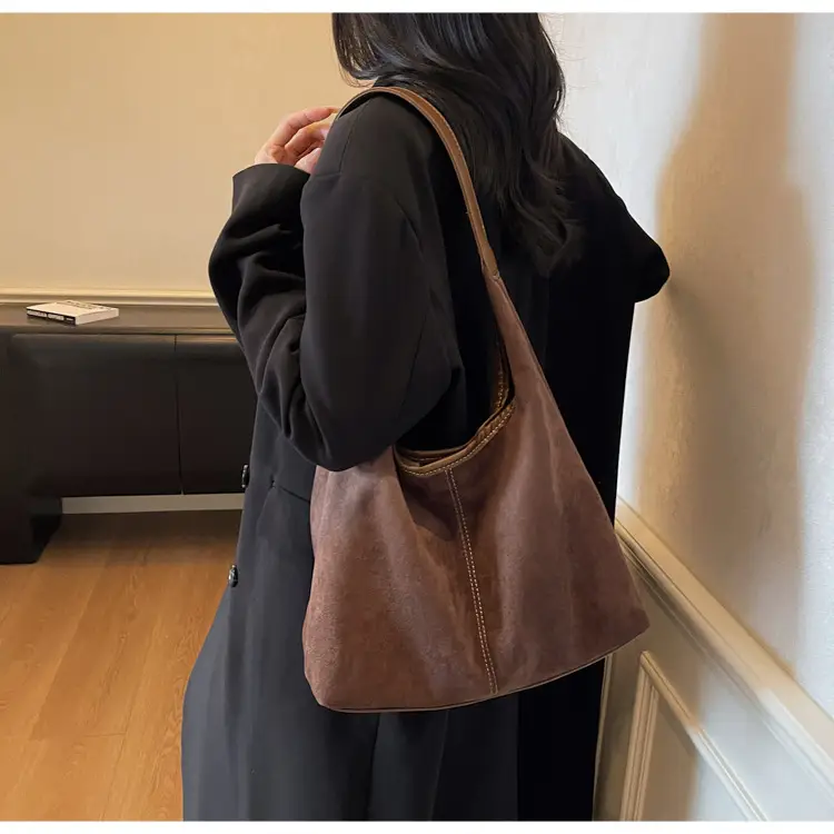 2026 Women's Maillard Suede Shoulder Bag Large Capacity — feature 15