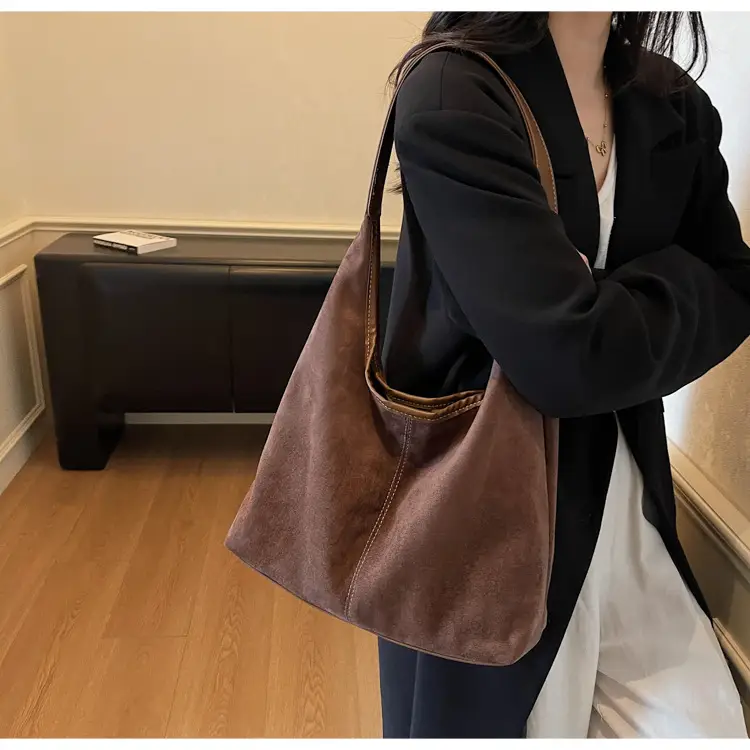 2026 Women's Maillard Suede Shoulder Bag Large Capacity — feature 16