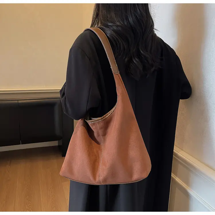 2026 Women's Maillard Suede Shoulder Bag Large Capacity — feature 17