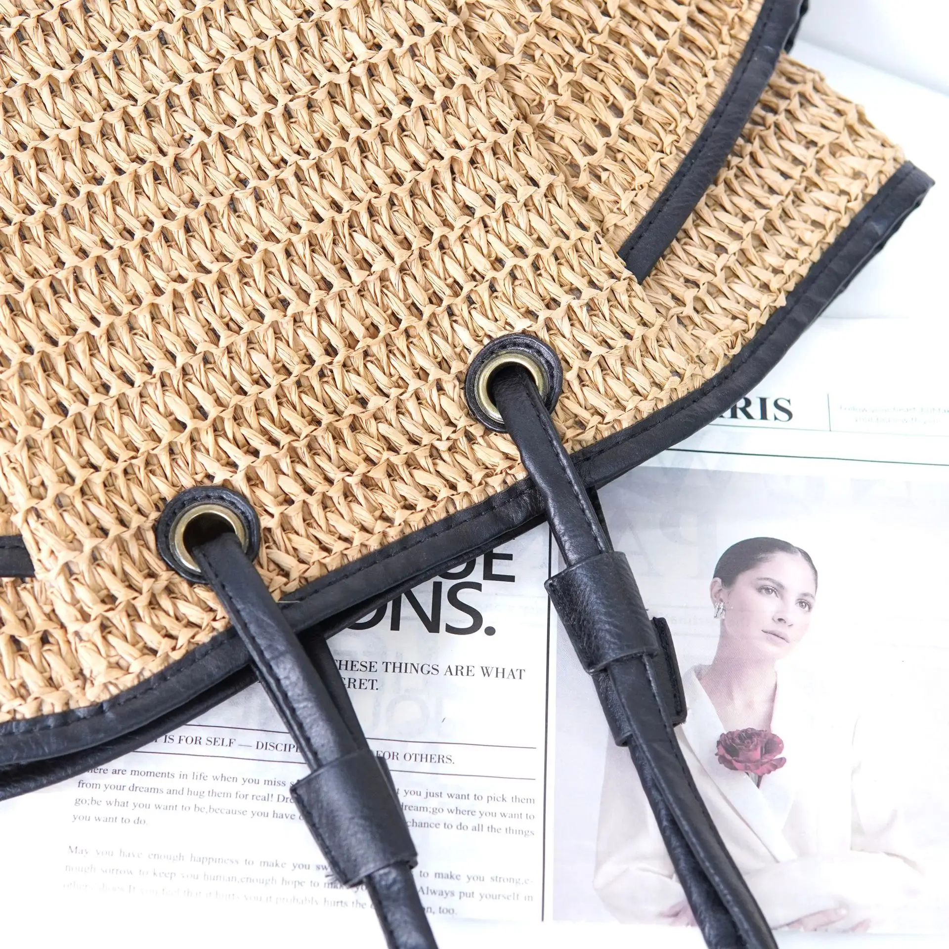 Women Straw Bag Large Capacity Shoulder Bag for Seaside Vacation — feature 14