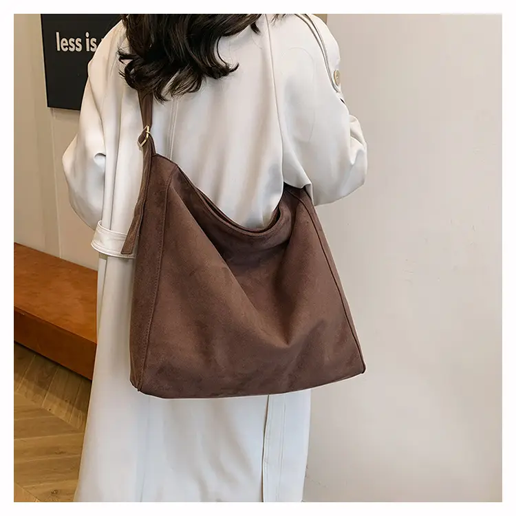 Retro Brown Underarm Bag for Women 2025 — feature 12