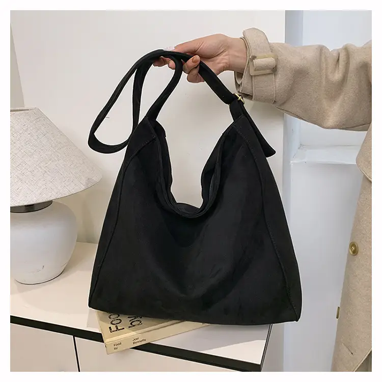 Retro Brown Underarm Bag for Women 2025 — feature 15