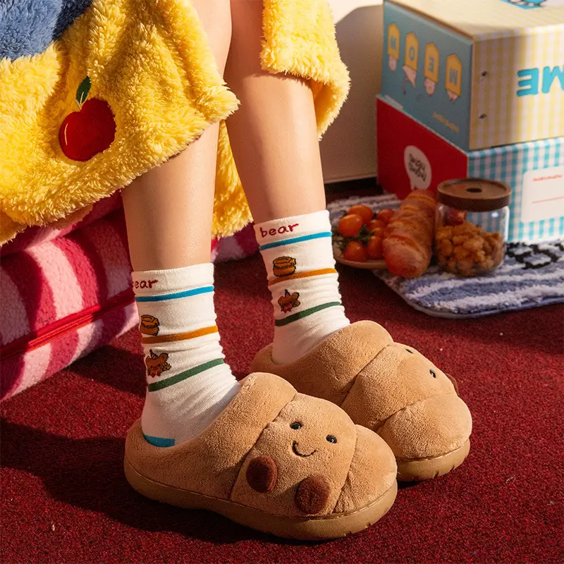Autumn and Winter Slippers for Women to Wear at Home and Outside, Fashionable and Casual, Non-Slip, Warm, Lightweight, Cartoon Anime Couple Cotton Shoes - Image 6