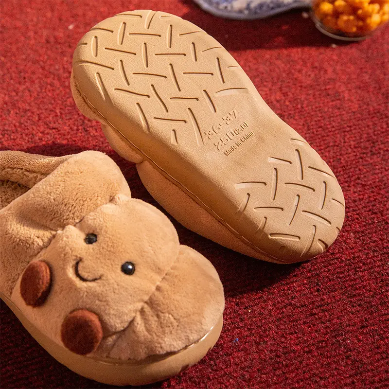 Autumn and Winter Slippers for Women to Wear at Home and Outside, Fashionable and Casual, Non-Slip, Warm, Lightweight, Cartoon Anime Couple Cotton Shoes - Image 8