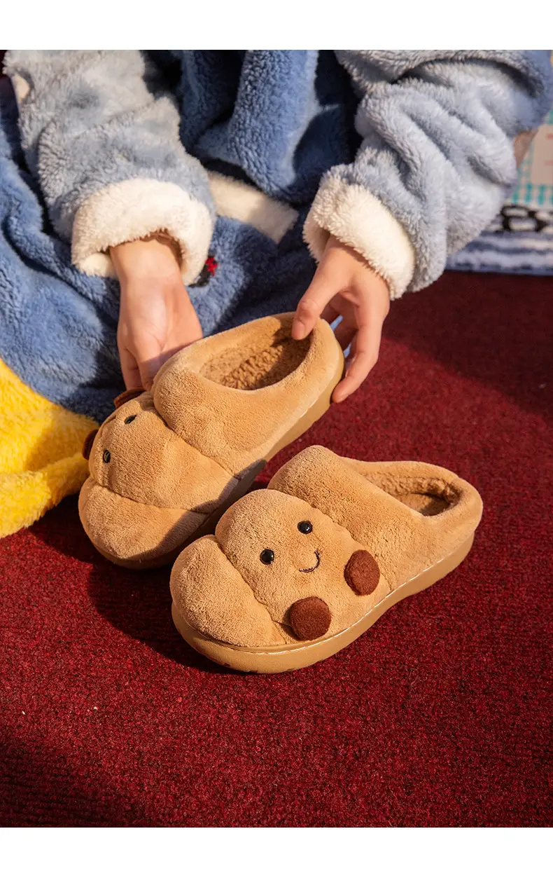 Autumn and Winter Slippers for Women to Wear at Home and Outside, Fashionable and Casual, Non-Slip, Warm, Lightweight, Cartoon Anime Couple Cotton Shoes — feature 3