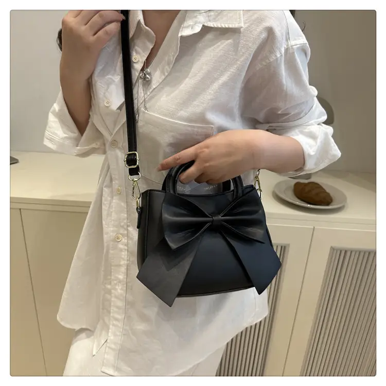 Black Bow Handbag for Women 2025 Trendy Leather — feature 20