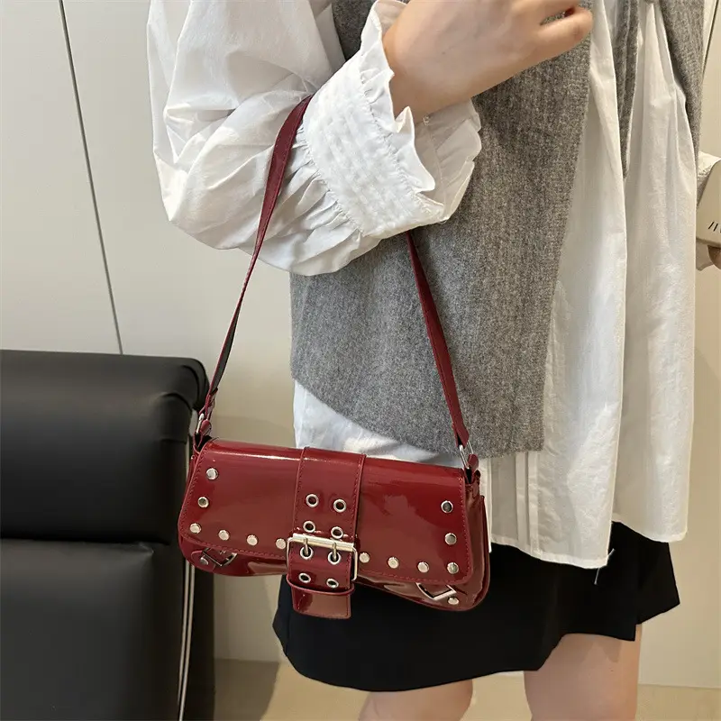 Women's Rivet Underarm Bags 2025 Autumn New Niche Fashion