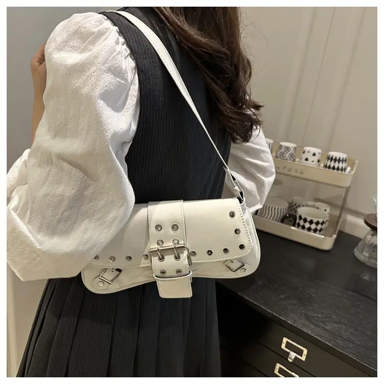 Women's Rivet Underarm Bags 2025 Autumn New Niche Fashion — feature 10