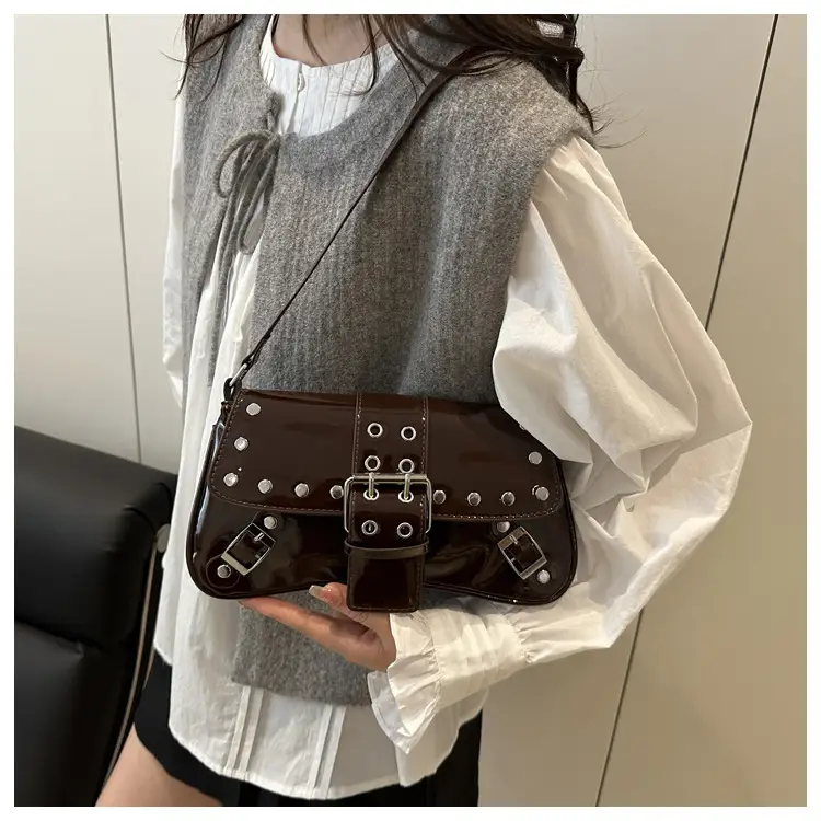 Women's Rivet Underarm Bags 2025 Autumn New Niche Fashion — feature 19