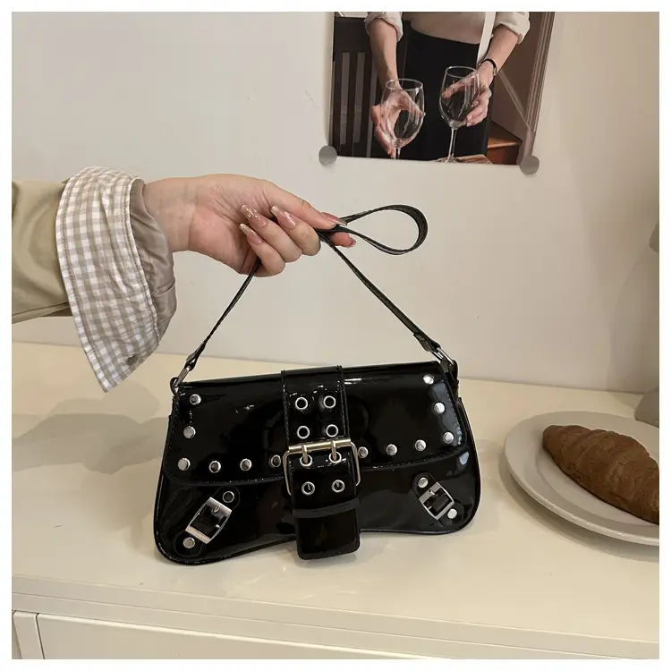 Women's Rivet Underarm Bags 2025 Autumn New Niche Fashion — feature 25