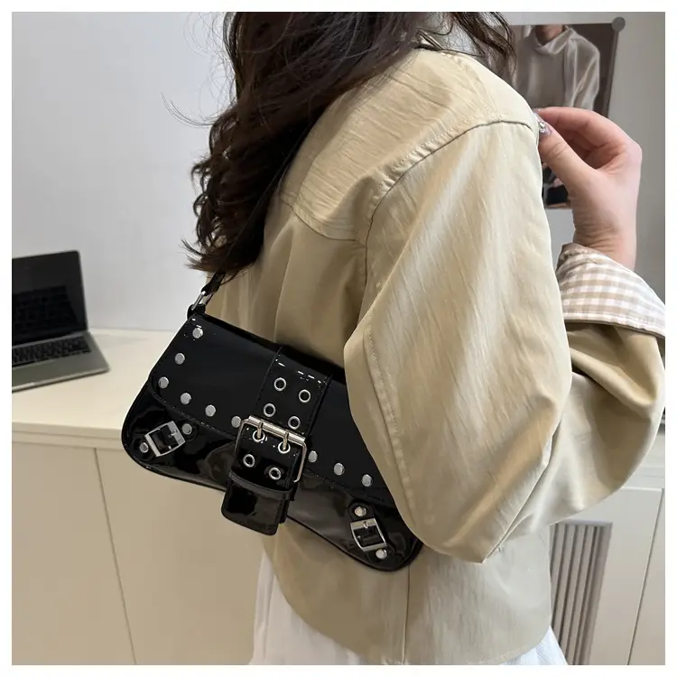 Women's Rivet Underarm Bags 2025 Autumn New Niche Fashion — feature 28