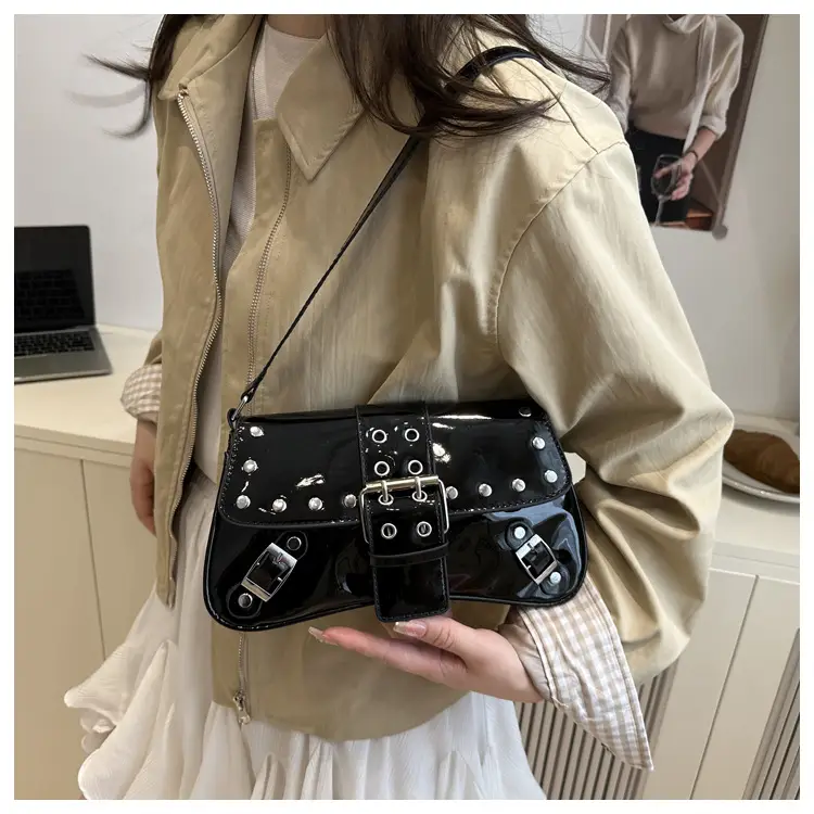 Women's Rivet Underarm Bags 2025 Autumn New Niche Fashion — feature 29