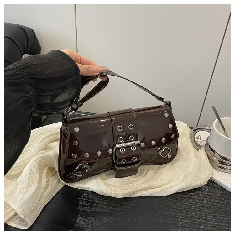 Women's Rivet Underarm Bags 2025 Autumn New Niche Fashion — feature 38