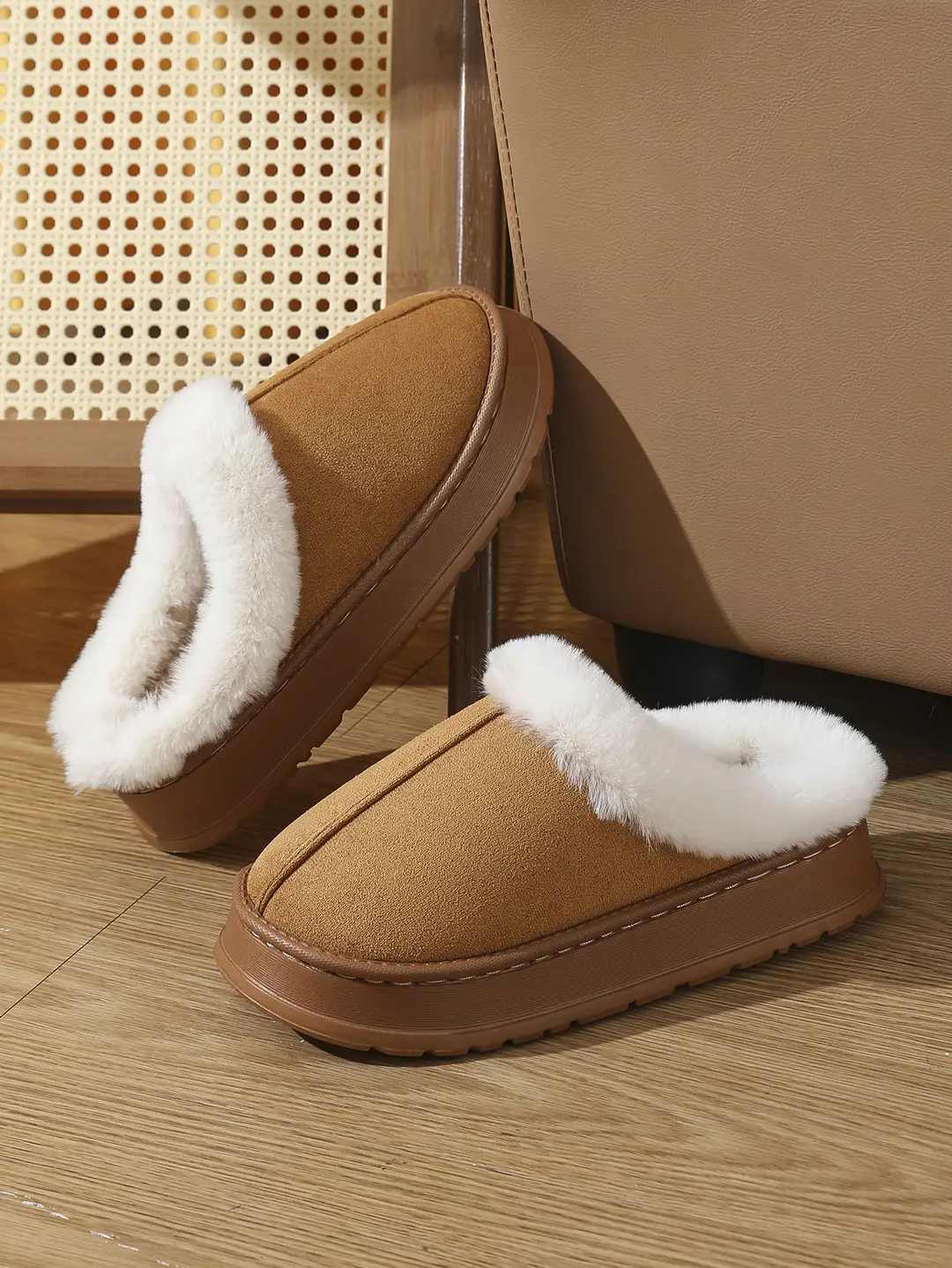 Cross-Border Foreign Trade 2025 New Cotton Slippers for Women, Indoor Autumn and Winter Suede Fashion Non-Slip Men's Cotton Slippers — feature 4