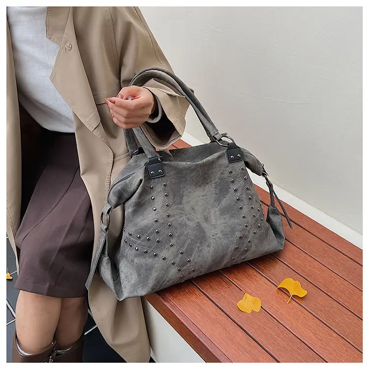 Large Capacity Rivet Handbag Brown Leather — feature 36