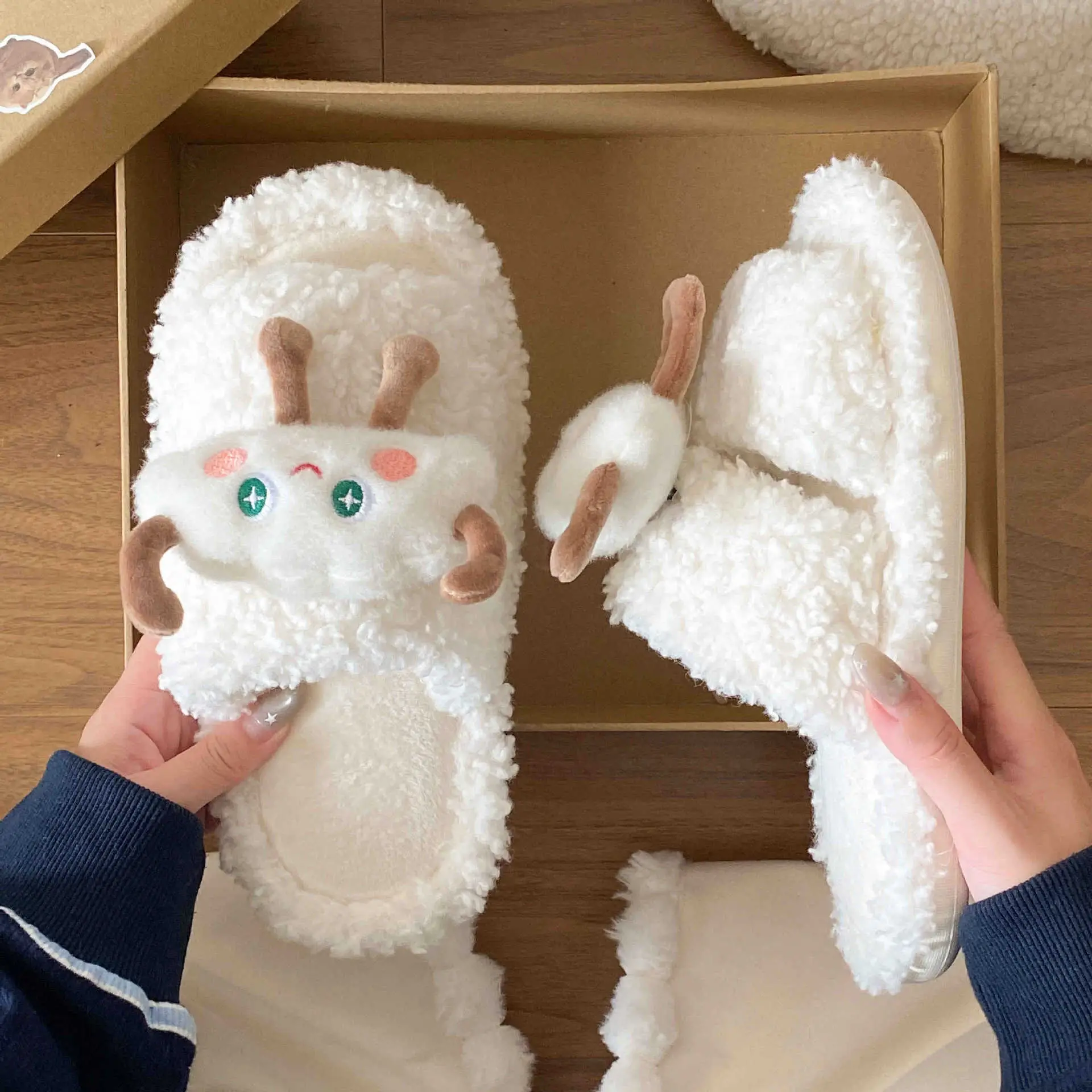 Winter Furry Cloud Slippers for Women Non-Slip Cotton - Image 4