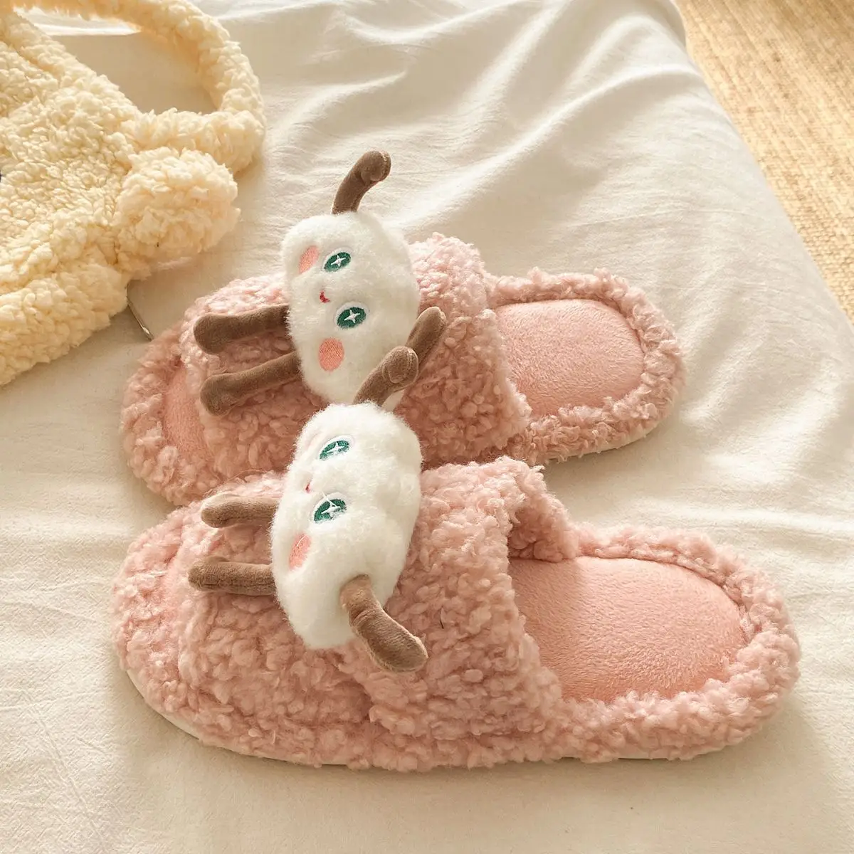 Winter Furry Cloud Slippers for Women Non-Slip Cotton — feature 22