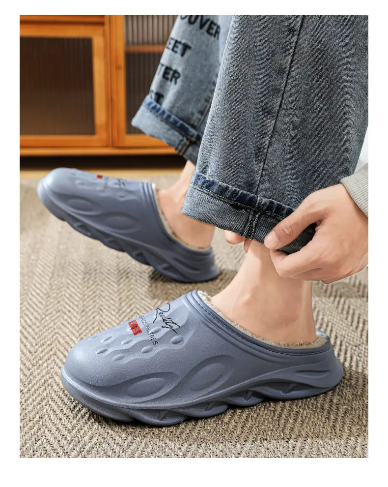 Men's Cotton Slippers, Winter Velvet Warm Home Cotton Shoes, Heel-Covering Outer Wear, Non-Slip and Waterproof Men's Slippers — feature 8