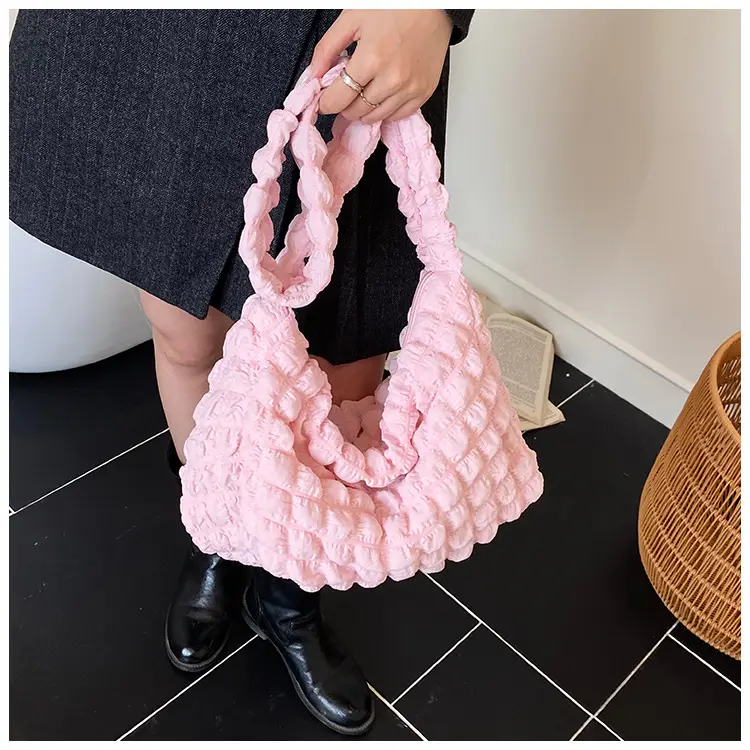 Pure Color Heart Cloud Shoulder Bag for Women 2025 — feature 14