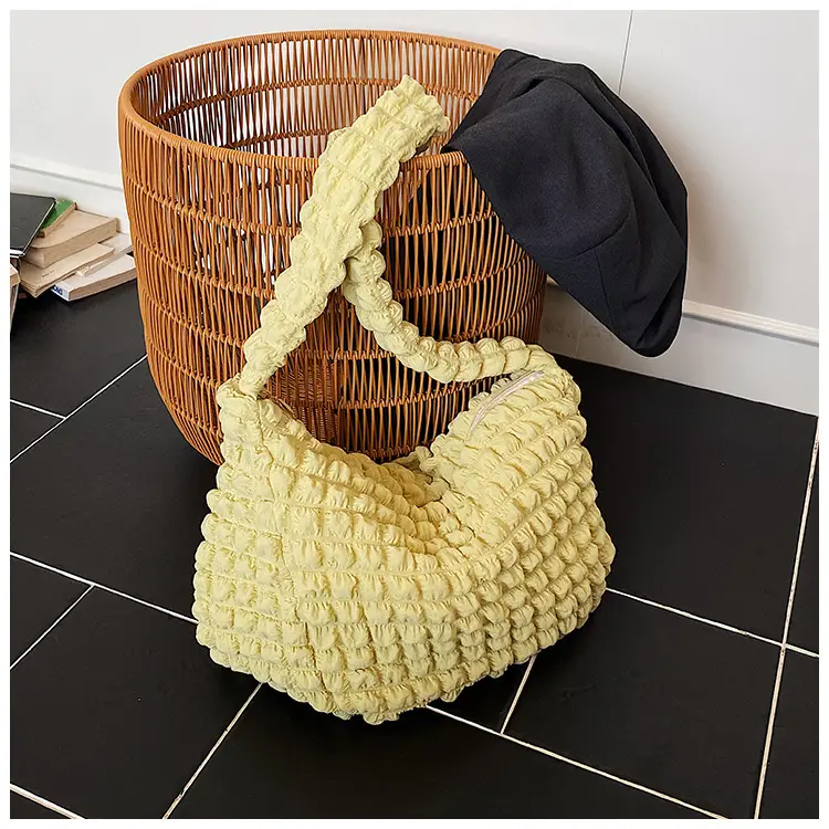 Pure Color Heart Cloud Shoulder Bag for Women 2025 — feature 30