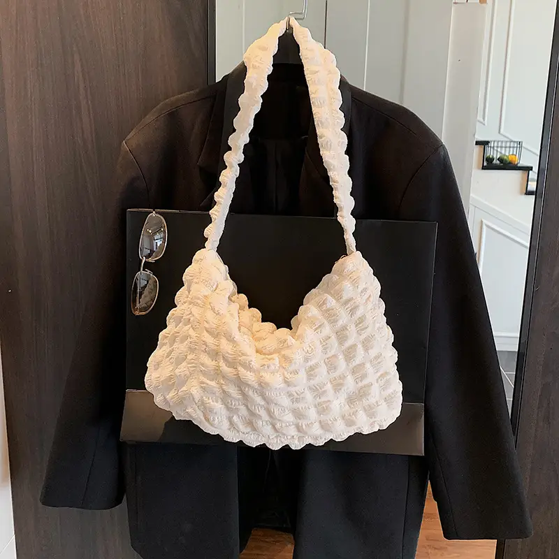 Pure Color Heart Cloud Shoulder Bag for Women 2025 - Image 2