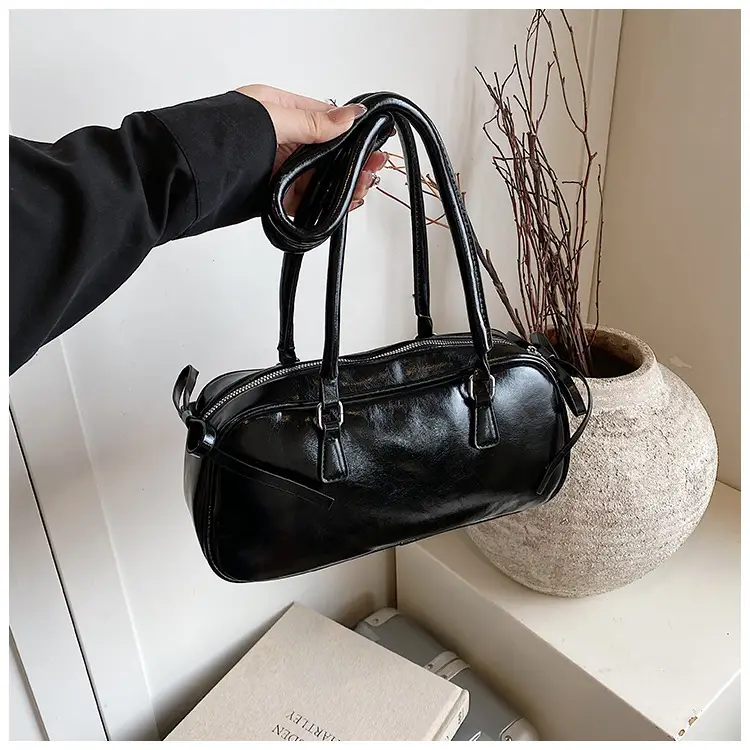 Women's Red Leather Satchel Shoulder Bag 2025 — feature 32