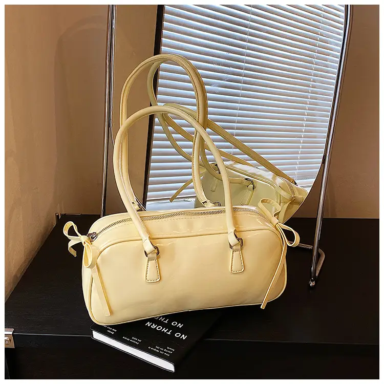Women's Red Leather Satchel Shoulder Bag 2025 — feature 40