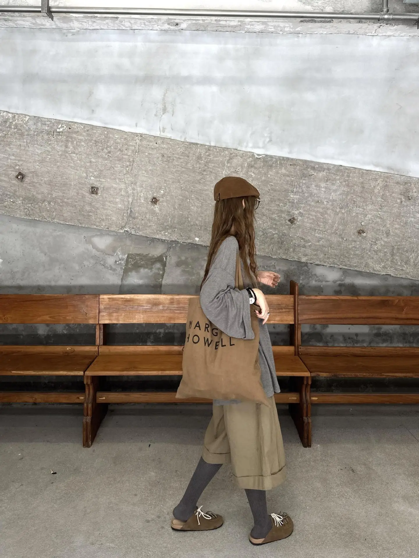 Women Brown Suede Forward Cap Small Beret — feature 3