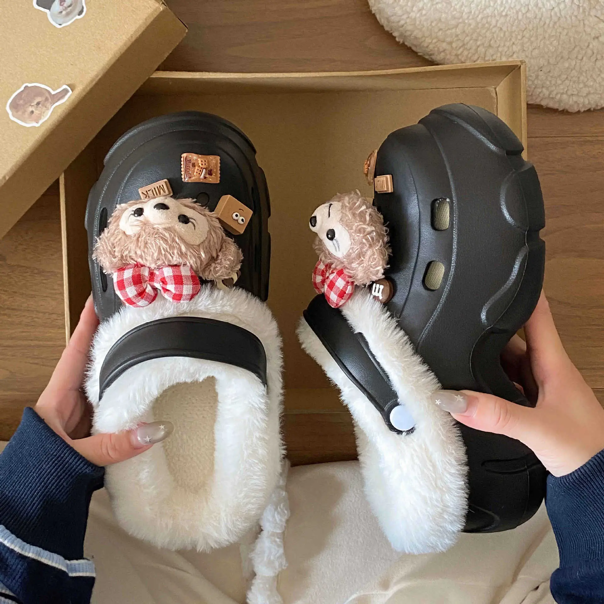Women's Fleece Lined Clogs with Bear Design - Image 5