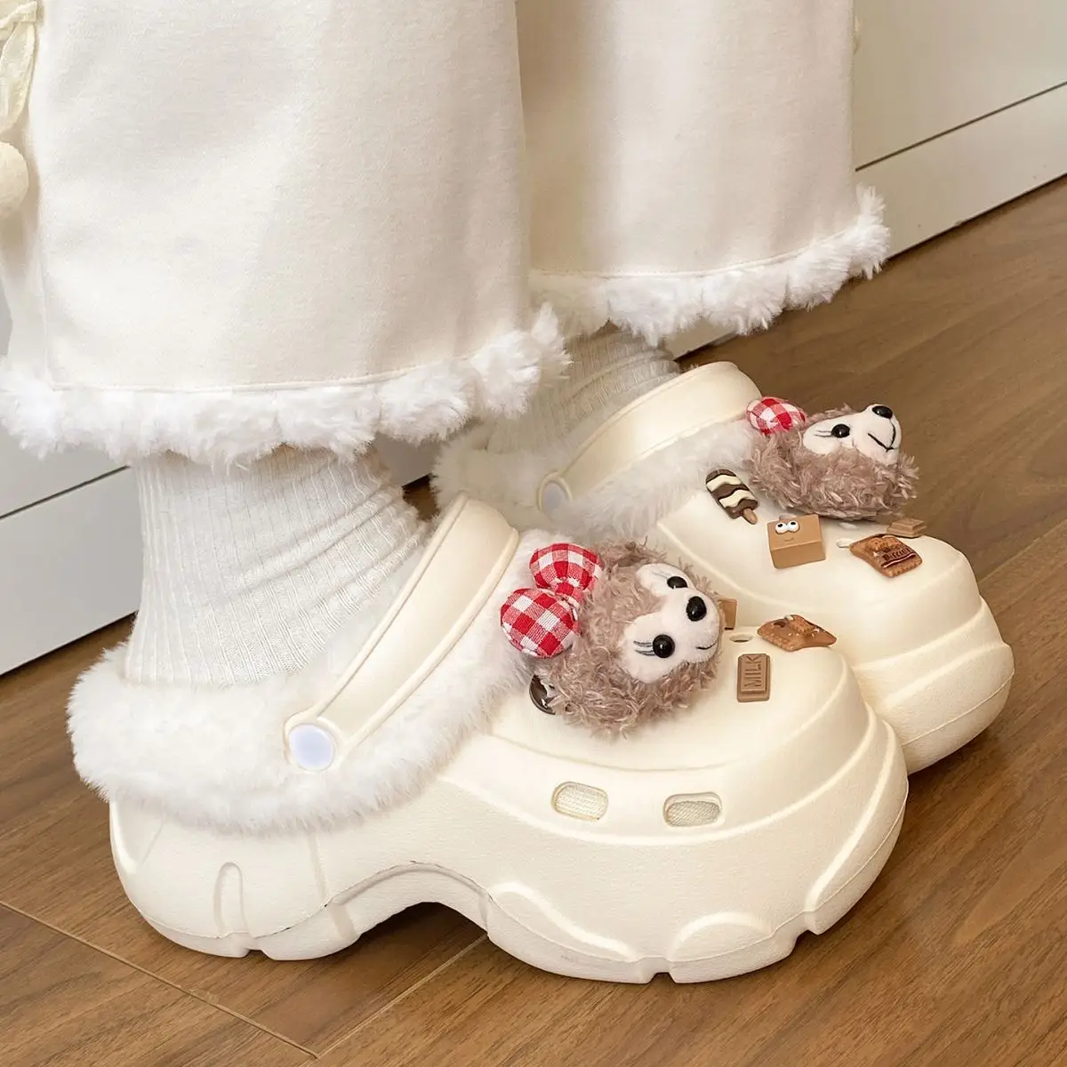 Women's Fleece Lined Clogs with Bear Design — feature 39