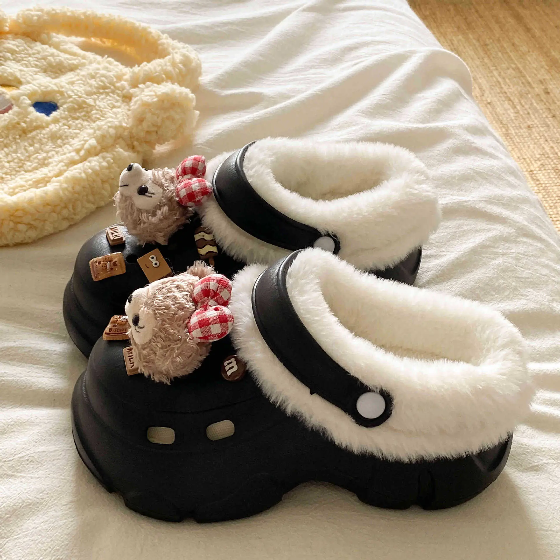 Women's Fleece Lined Clogs with Bear Design - Image 2