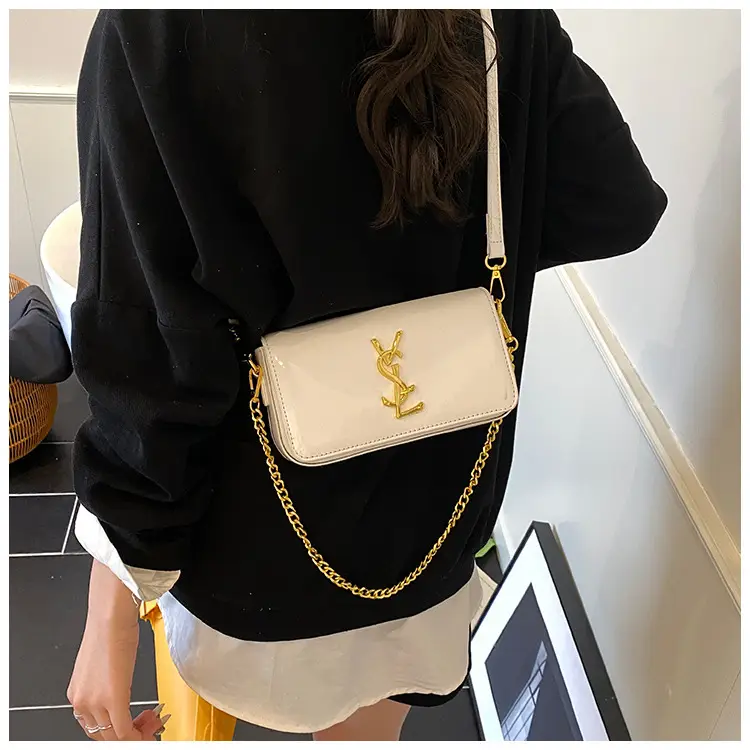 Black Glossy Chain Crossbody Bag for Women 2025 — feature 22