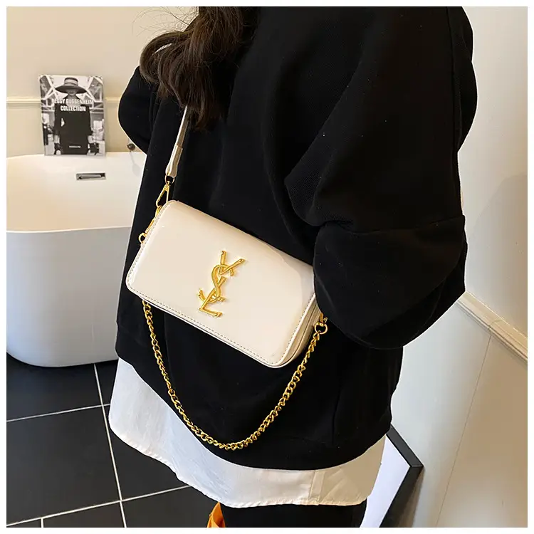 Black Glossy Chain Crossbody Bag for Women 2025 — feature 23