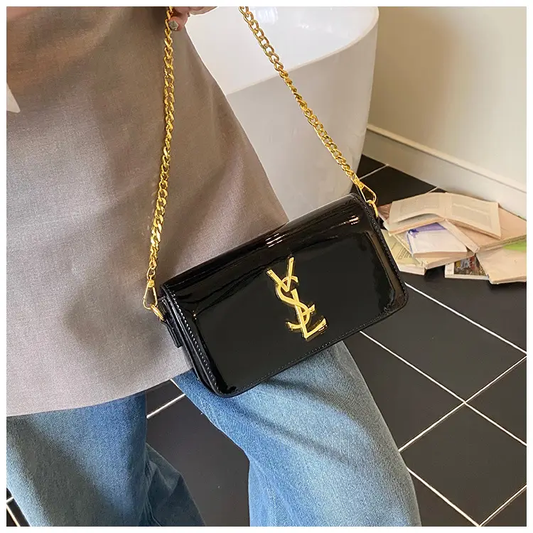 Black Glossy Chain Crossbody Bag for Women 2025 — feature 33