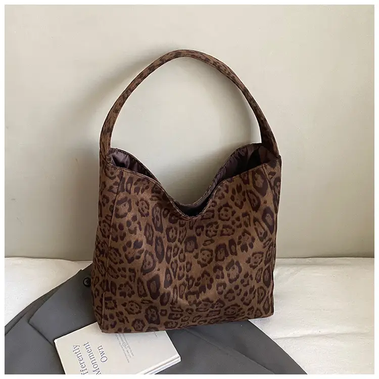 Leopard Print Large Tote Bag 2025 Retro Brown — feature 14