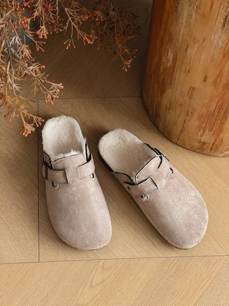 Trendy Furry Birkenstock Style Closed-Toe Mules for Women, New Autumn/Winter Non-Slip Warm Plush Slip-On Cotton Slippers for Men — feature 18