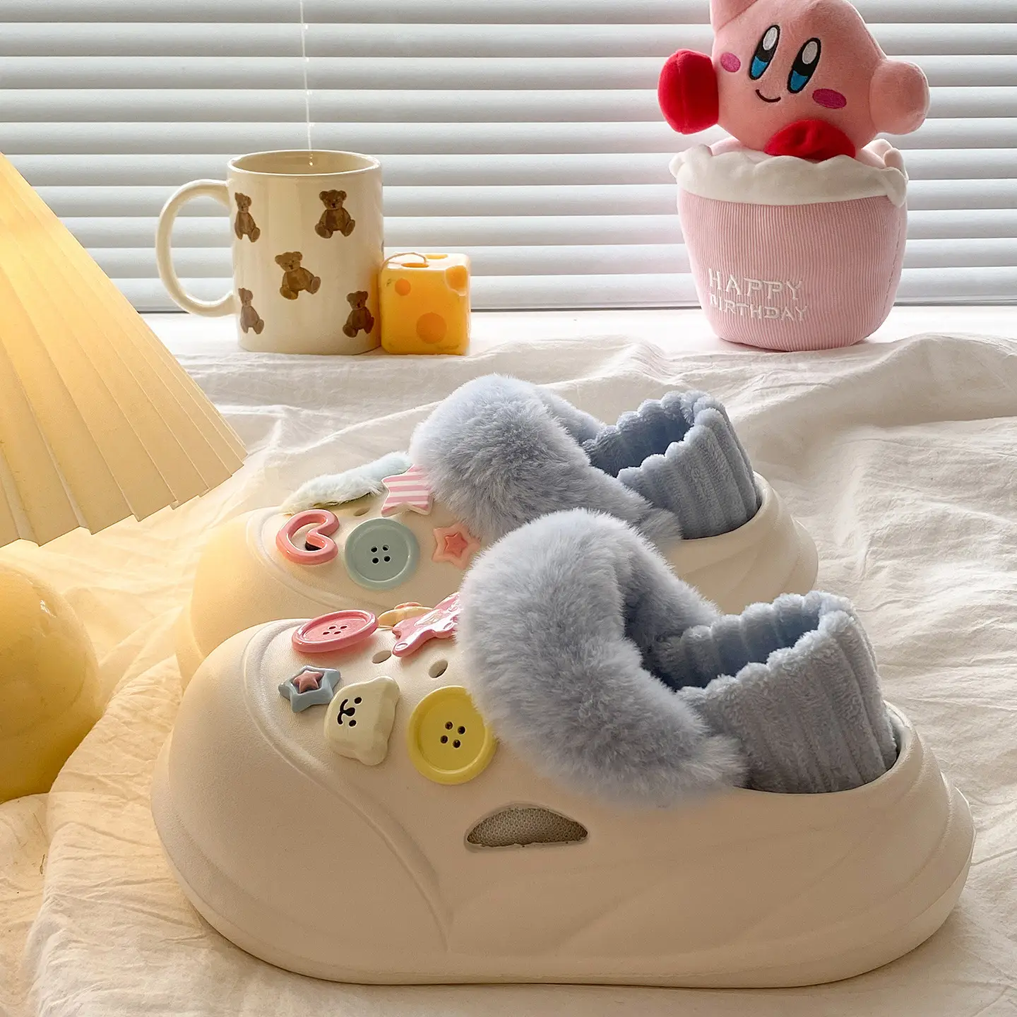 Warm Button-Decorated Women's Winter Slippers
