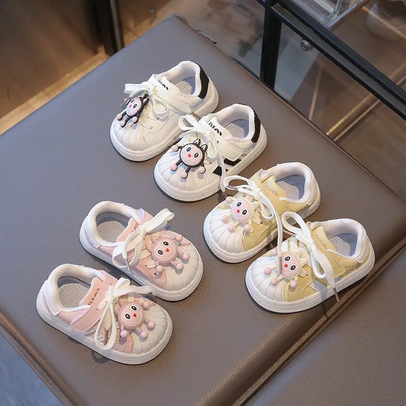 Baby Girl's Shoes, Baby Toddler Shoes, Spring & Fall Soft-Soled Fashionable Shoes for 1 to 3-Year-Old Baby Girls, Fashionable Soft Leather Shoes